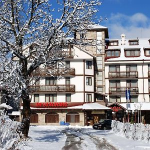 Elegant Lodge Hotel